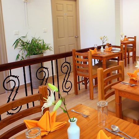 Abad Pepper Route Hotel Kochi Luaran gambar