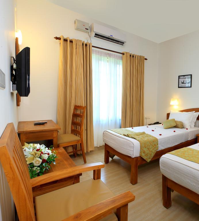 Abad Pepper Route Hotel Kochi Luaran gambar