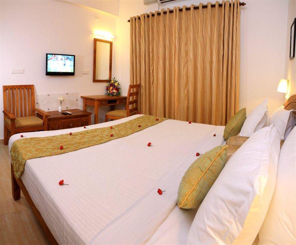 Abad Pepper Route Hotel Kochi Luaran gambar