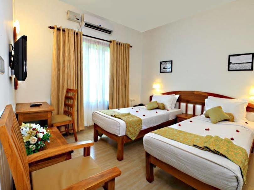 Abad Pepper Route Hotel Kochi Luaran gambar